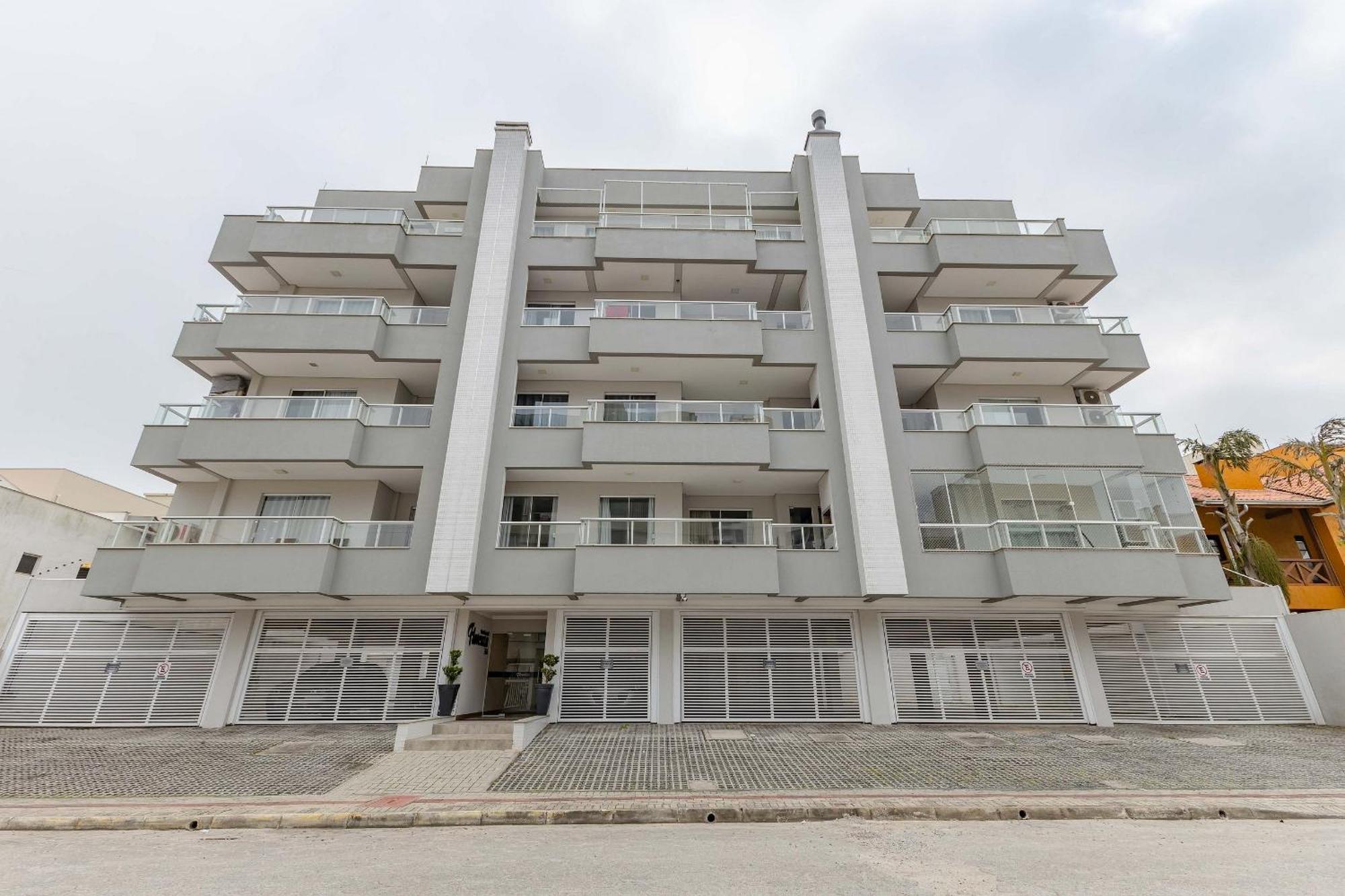 Apartamento para Famílias, Pertinho da Avenida e da Praia de Bombas - 2 dorms 6 pessoas Bombinhas Exterior foto